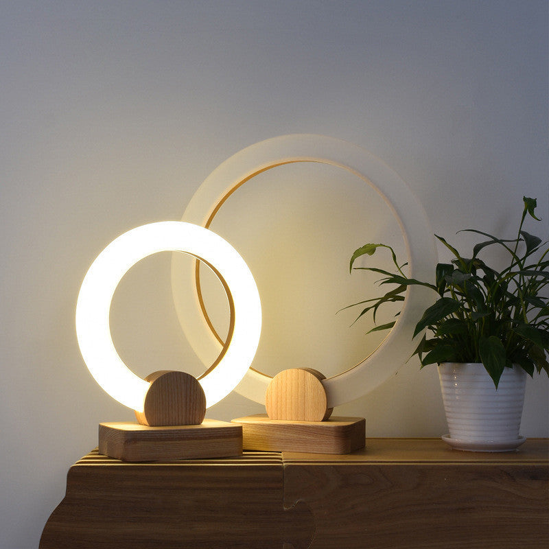 Lampe circulaire en bois
