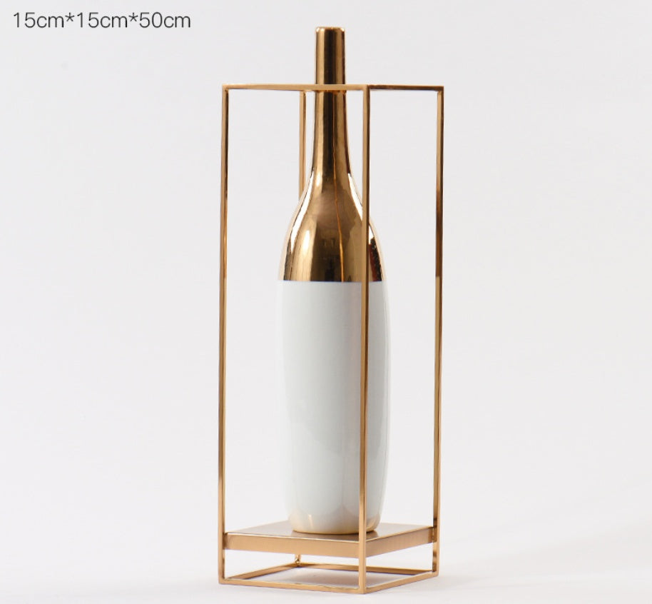 Décoration Florale en Céramique Blanche et Métal