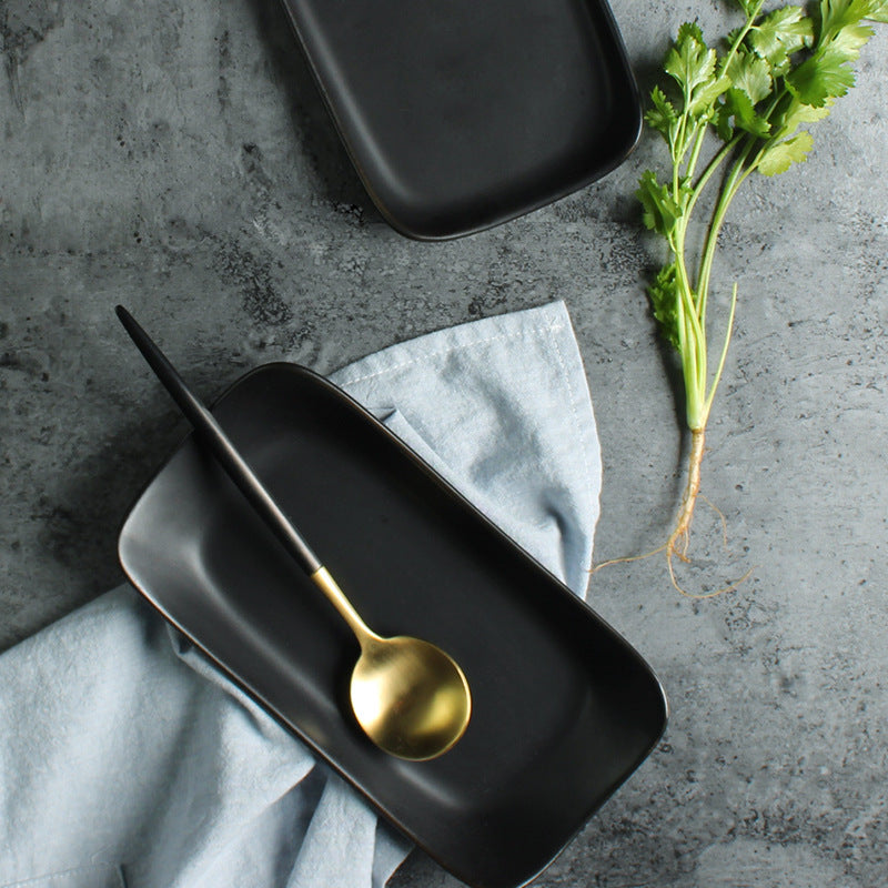 Assiette Carrée en Porcelaine Mate