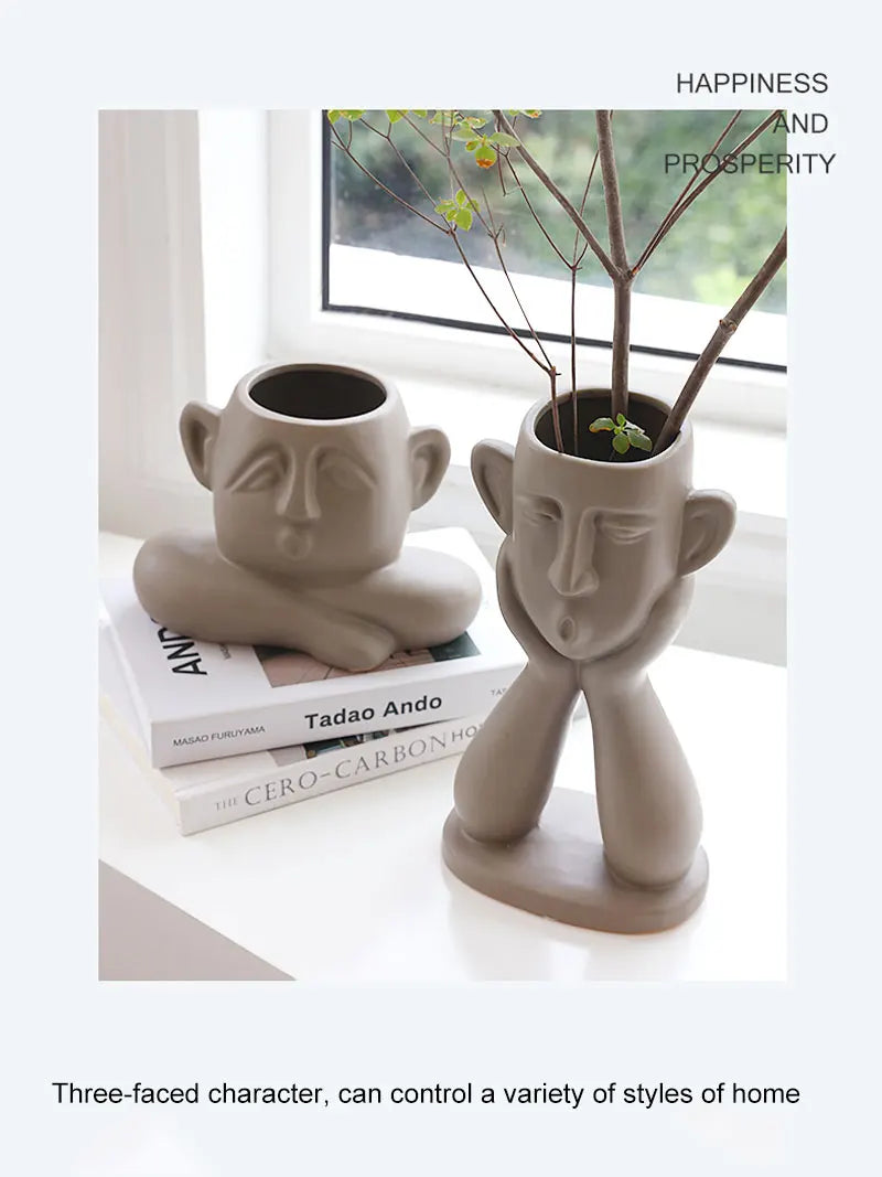 Vase décoratif en céramique avec fleurs