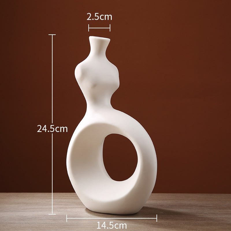 Vase sculptural en céramique blanche design moderne Maison Gloow