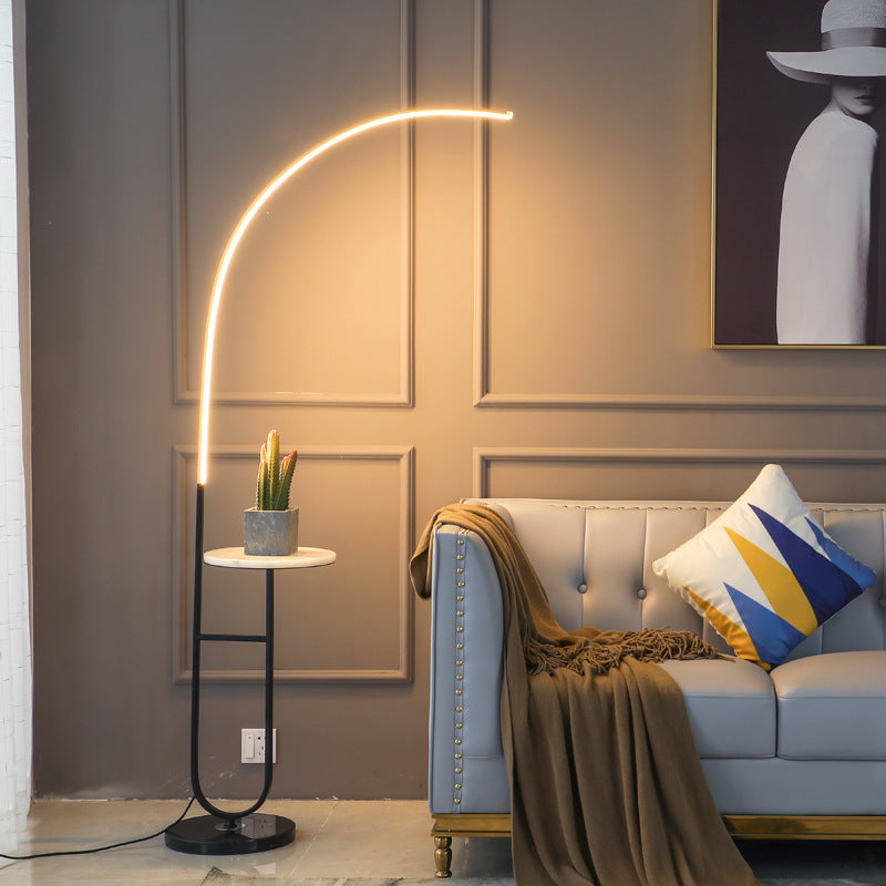 Lampe "Courbe Suspendue"