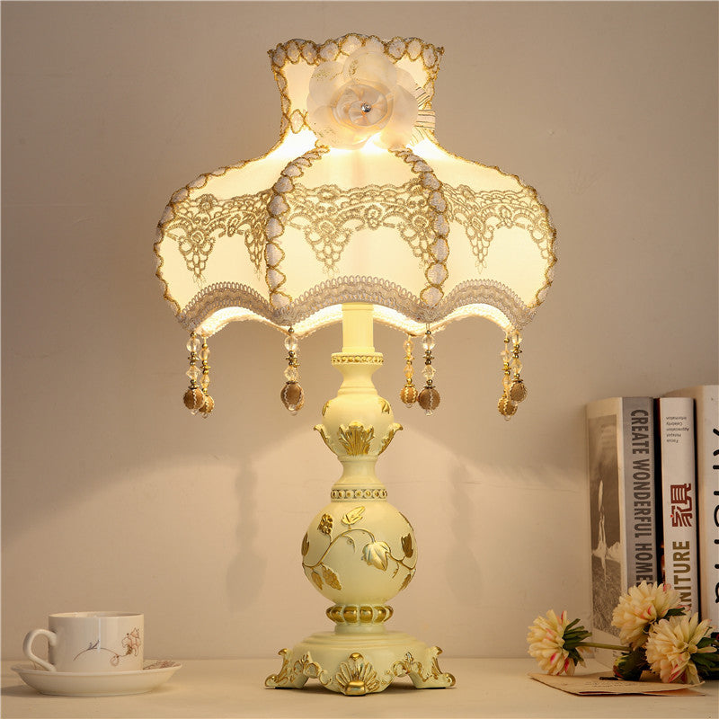 Lampe "Reine d’Antan"