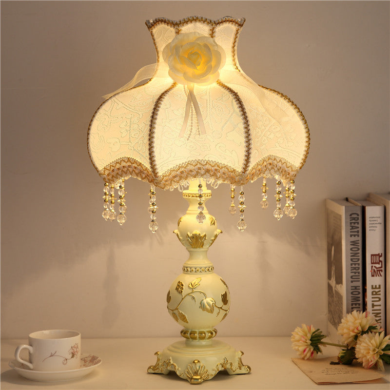 Lampe "Reine d’Antan"