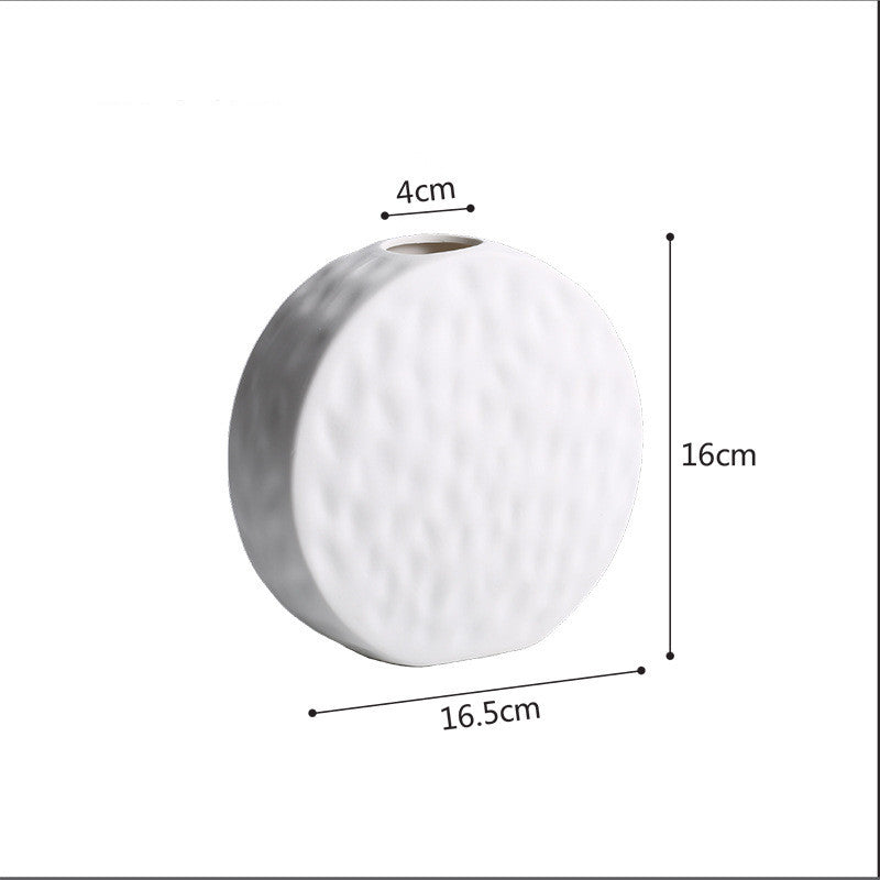 Composition de vases blancs texturés, décoration bohème chic