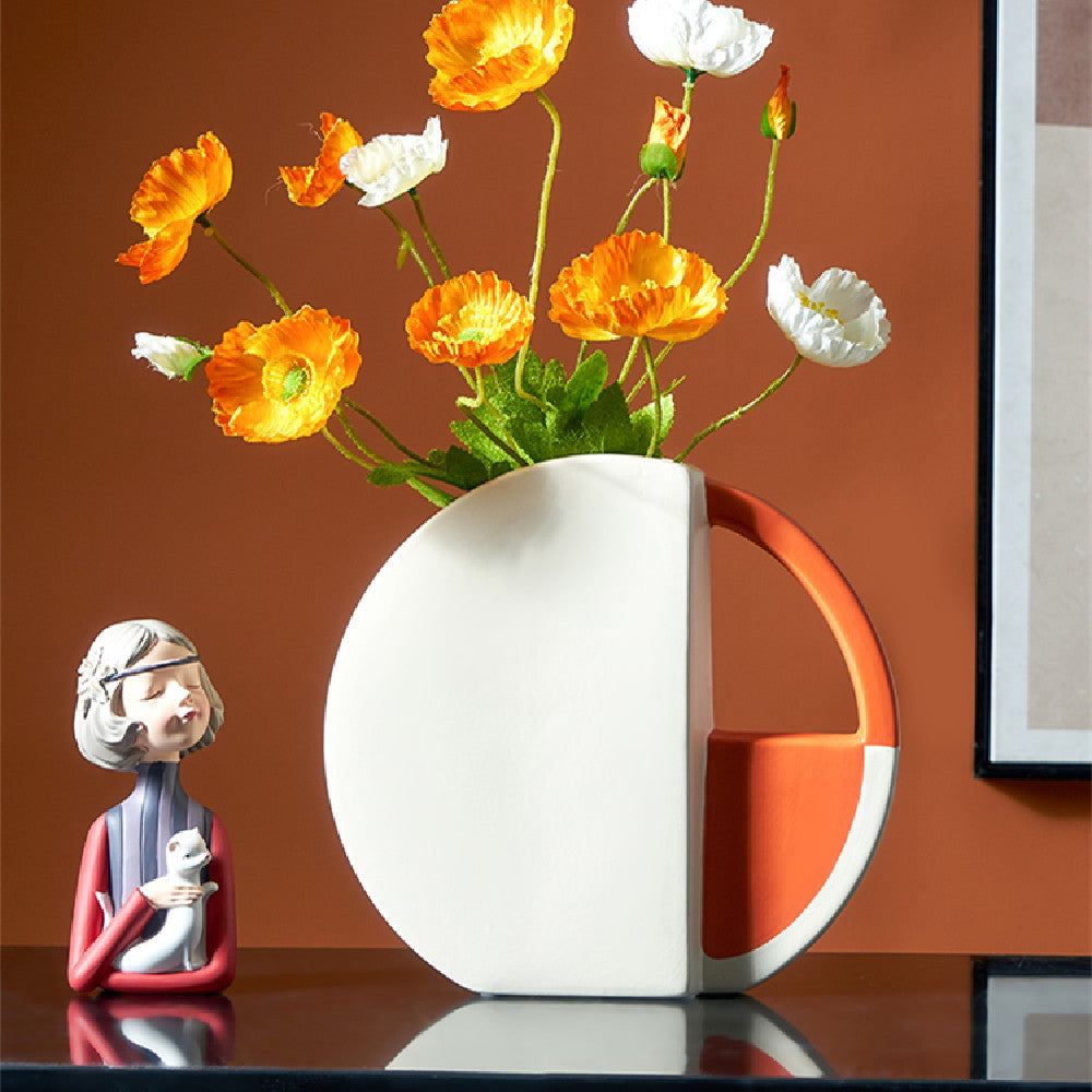 Vase design en céramique orange et blanc, décoration moderne Maison Gloow